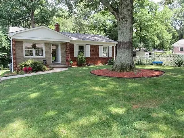 2321 Falmouth Rd