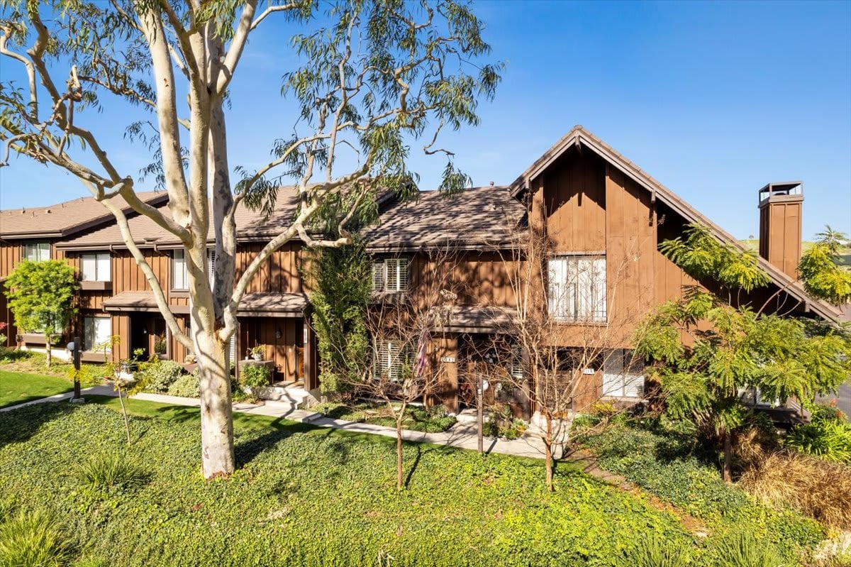 2217 Mount Shasta Drive