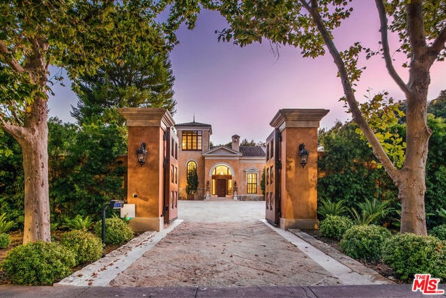 Park Manor