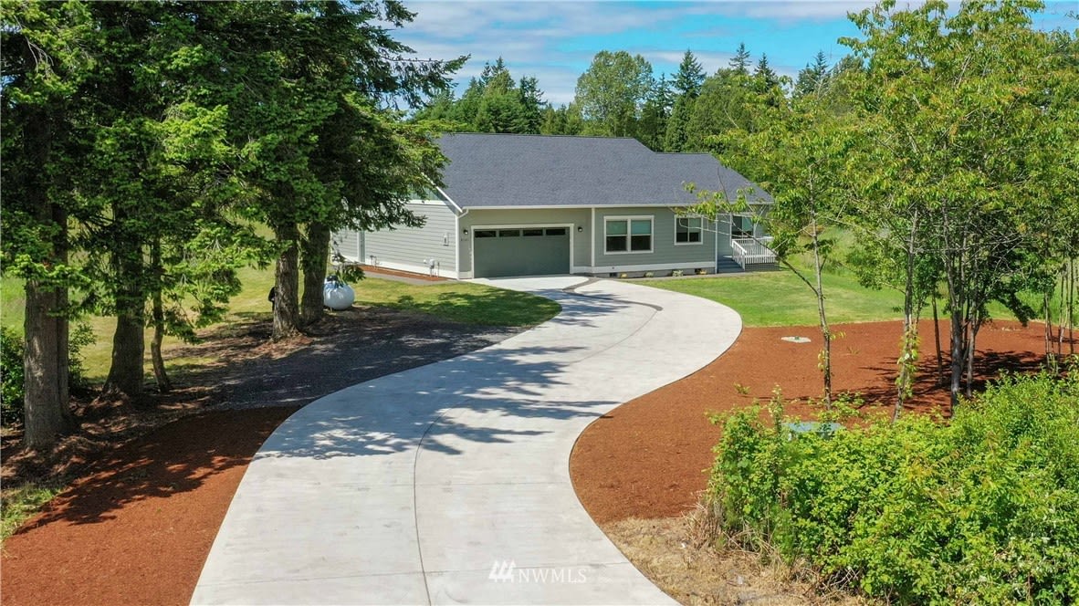 8561 Blaine Rd