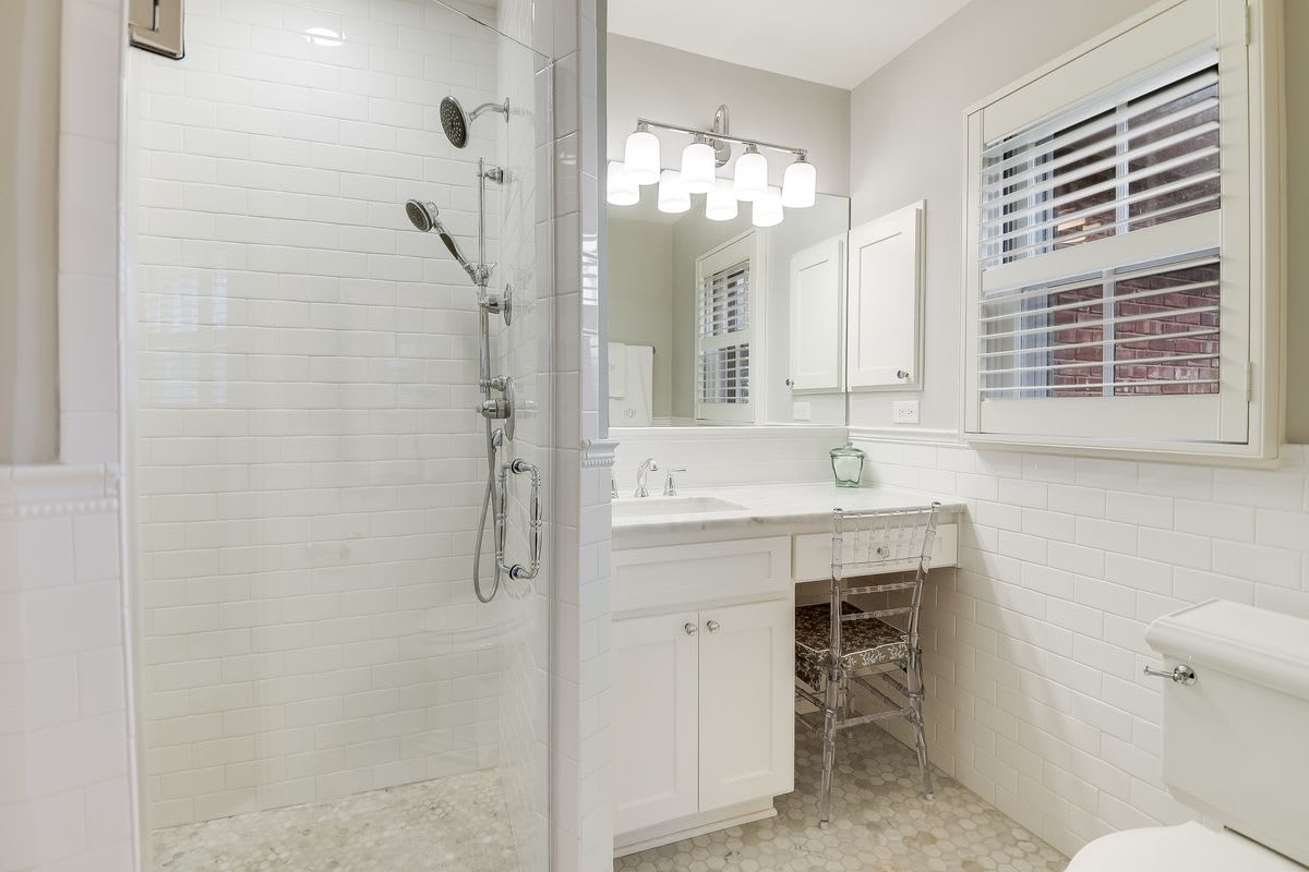 2915 Woodcrest Drive - Terrell Heights