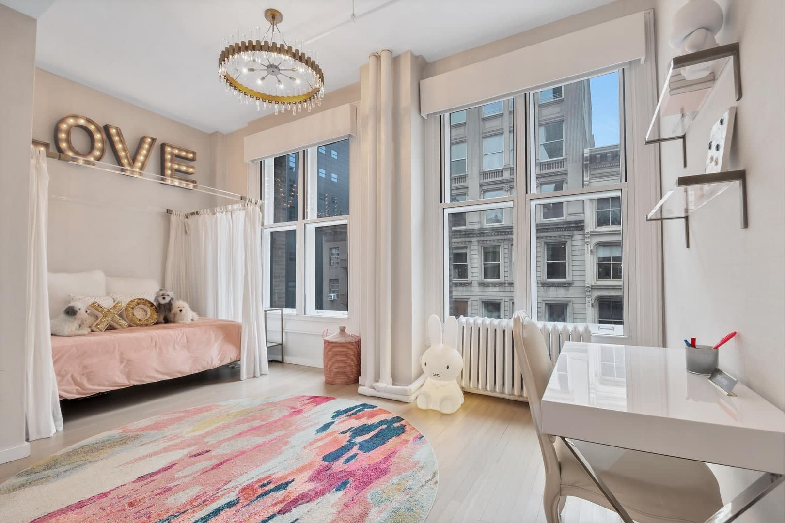 476 Broadway 