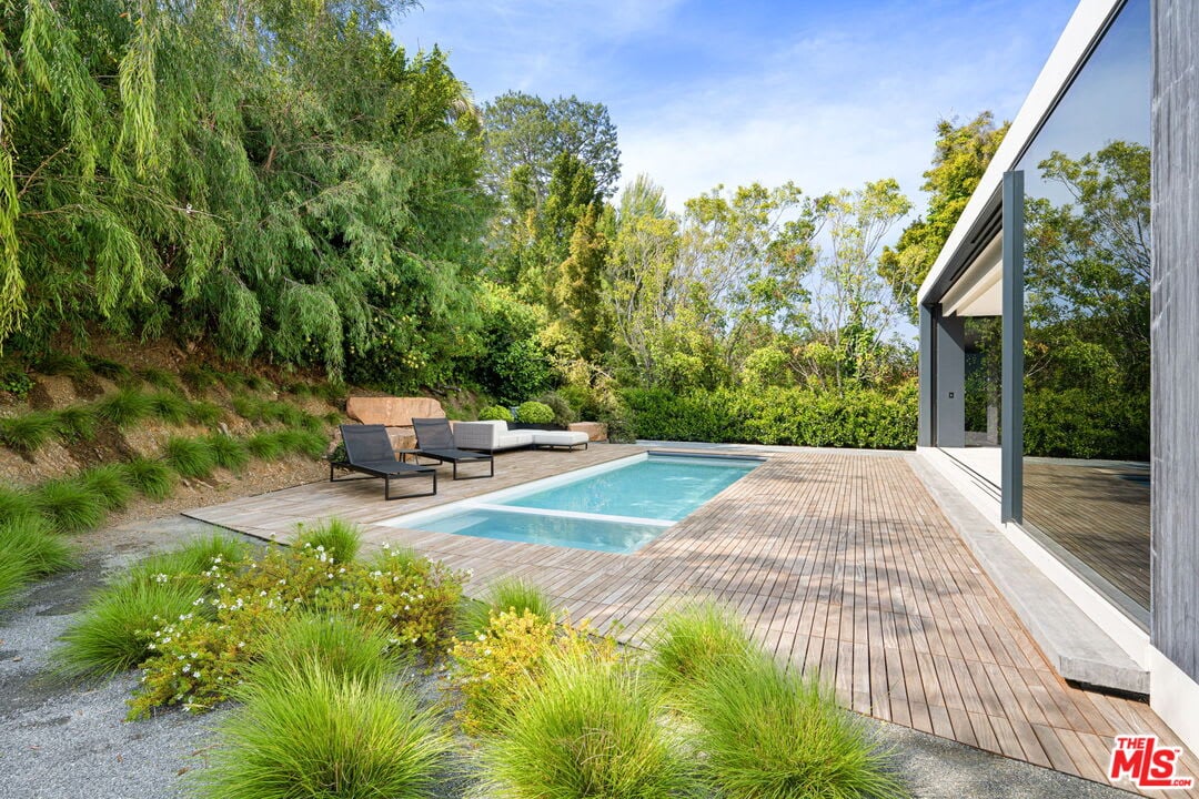 Chateau Estate