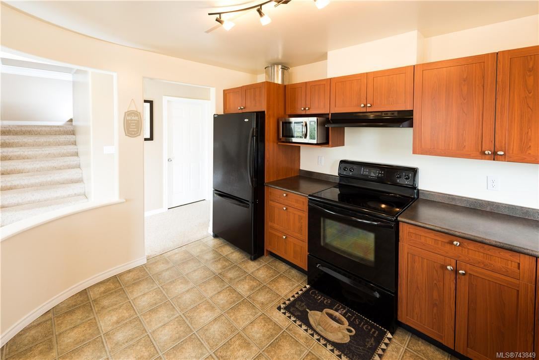 303-908 Brock Ave
