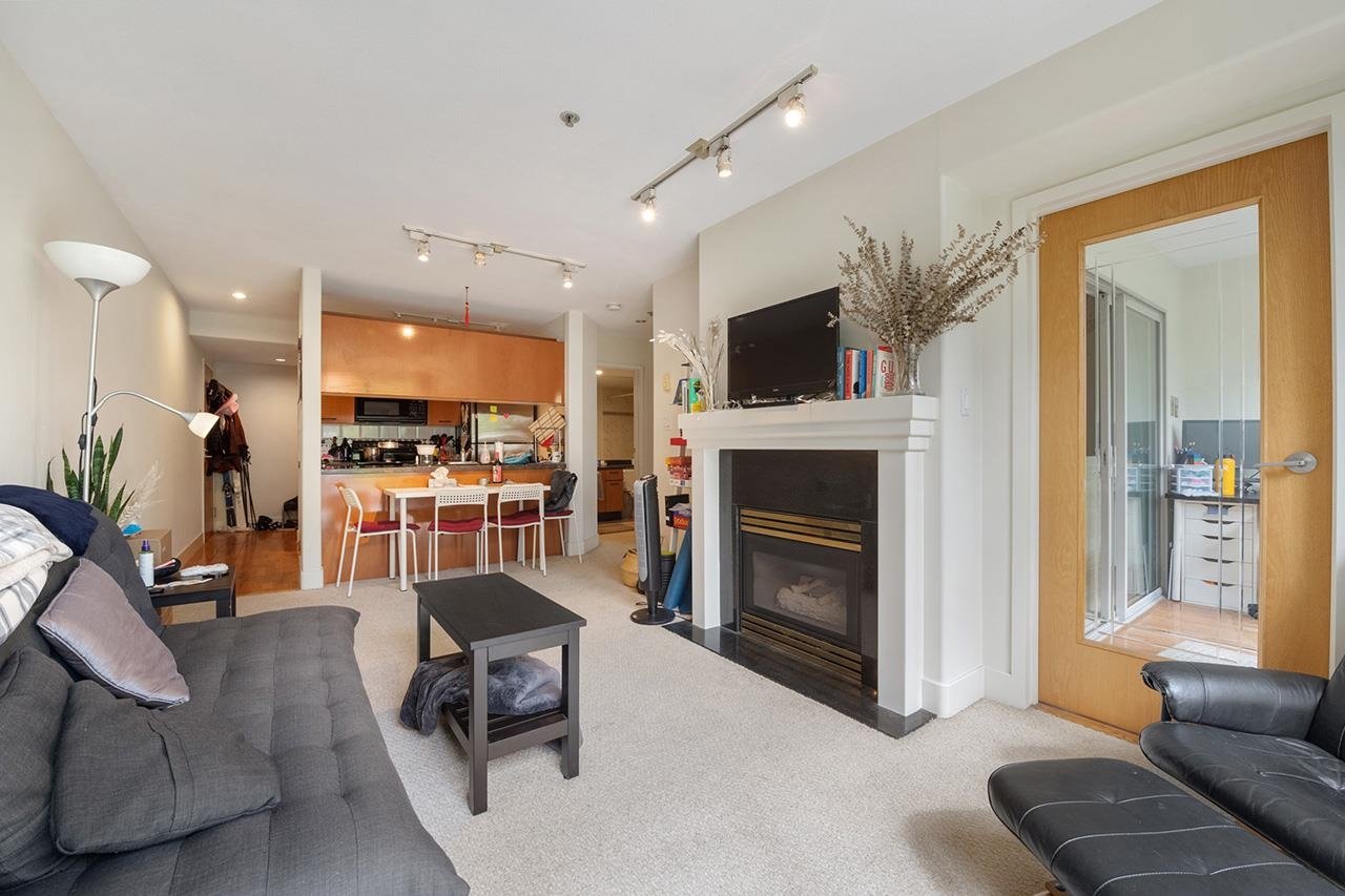 214-1823 W 7th Avenue, Vancouver