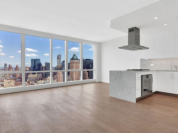 460 West 42nd Street Unit: 54M