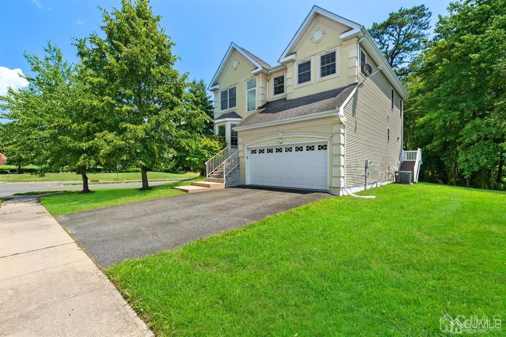 1 Tiffany Ct