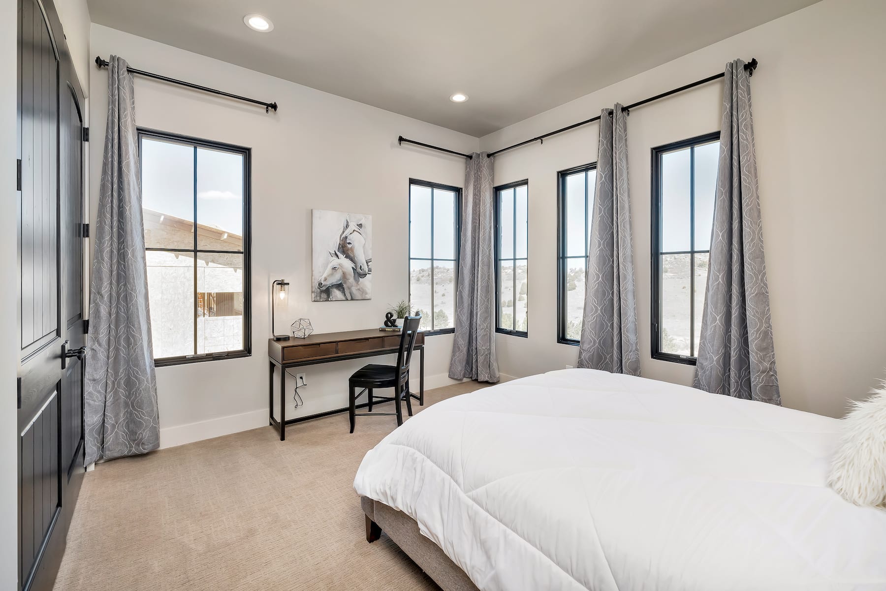 7590 Raphael Lane