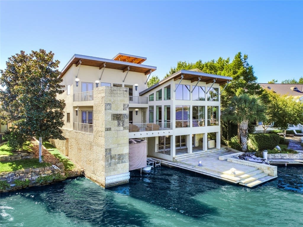 114 Applehead Island Dr