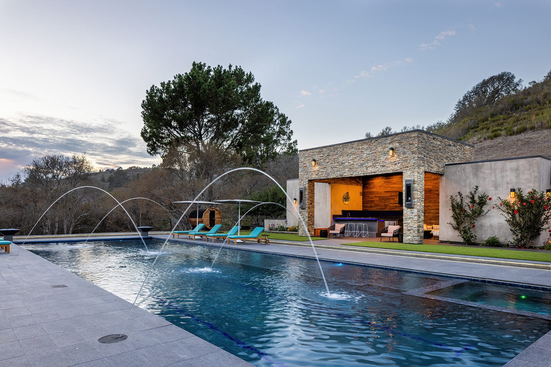 Contemporary Turn-Key Estate in Tehama - 10 Alta Madera Ave