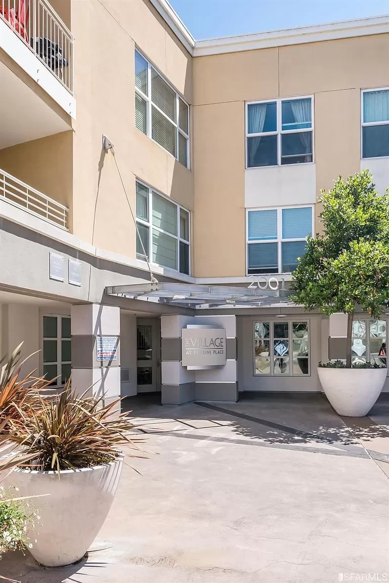 2001 Mcallister Street Unit: 322