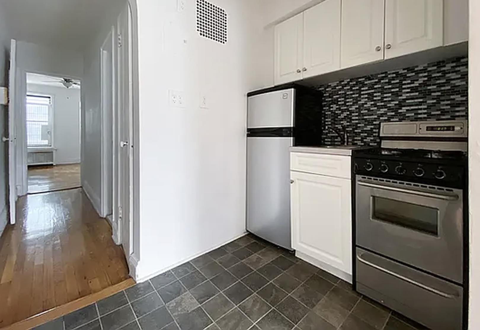 341 East 22nd Street, Apt 4-A