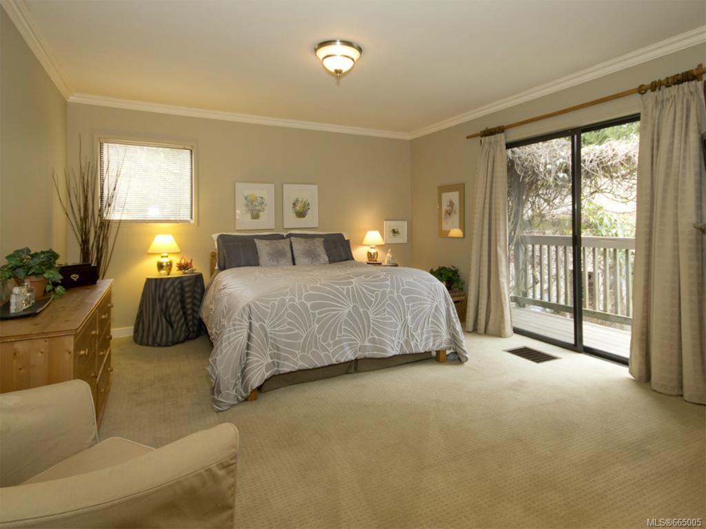 1032 Readings Dr, North Saanich