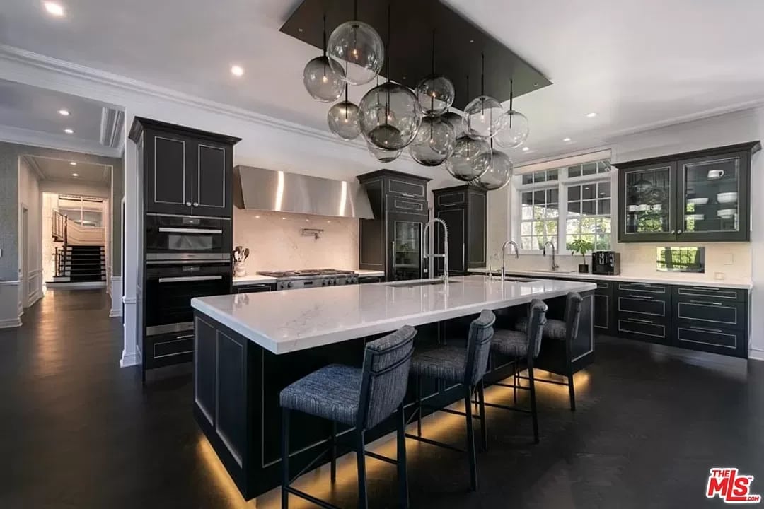 301 Copa De Oro Rd