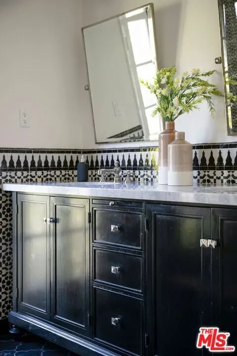 Beautiful Beachwood Canyon Spanish