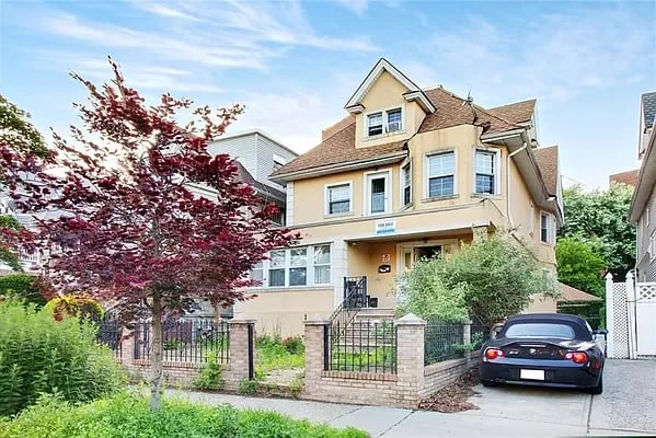1615 Dorchester Road