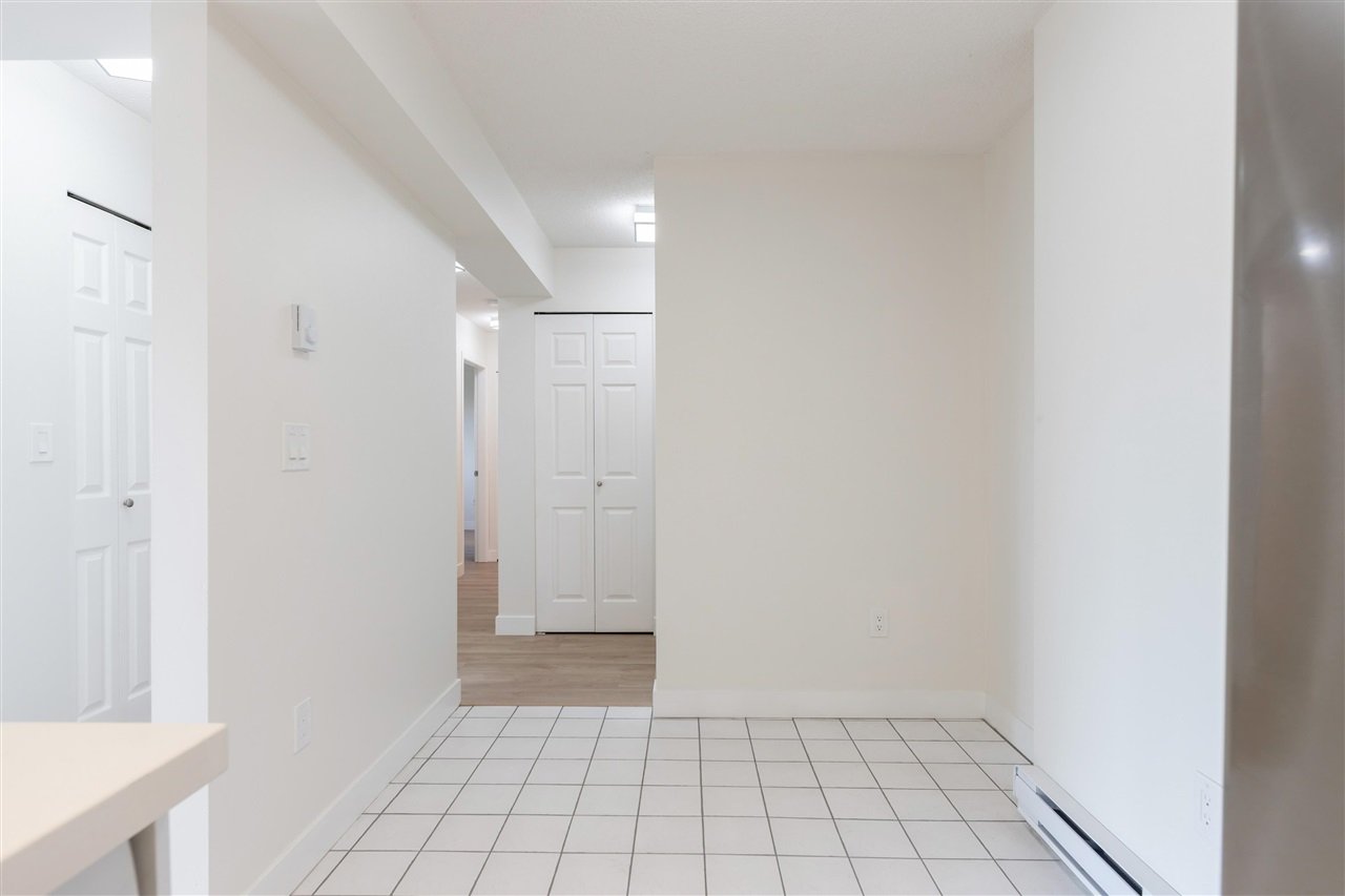 B401-4821 53 St