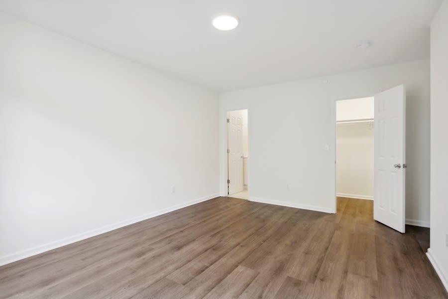 2015 Arthur Ave, #2