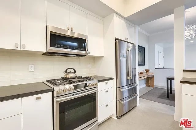 11755 Montana Ave APT 106