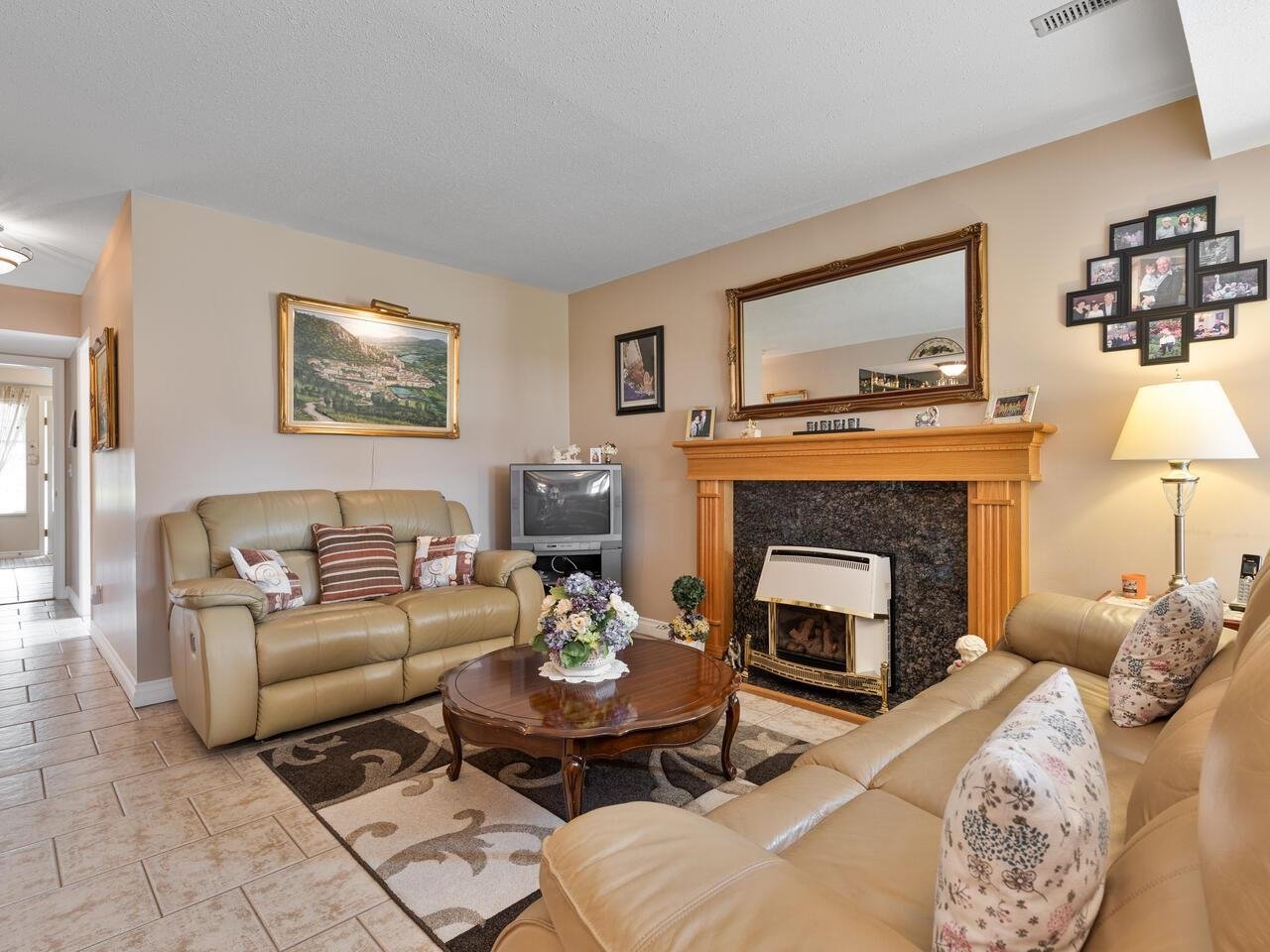 645 Thompson Ave