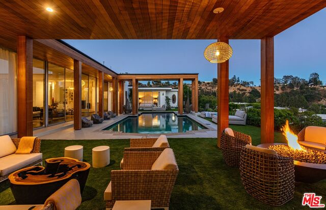 Luxe Infinity
