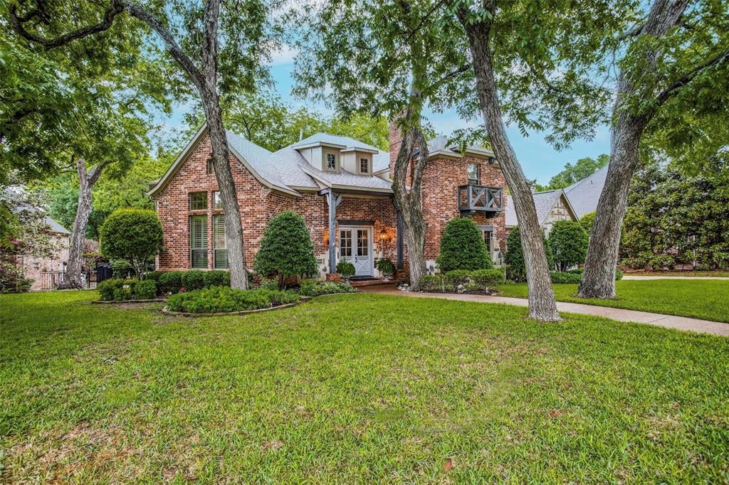 1109 Pecan Hollow Trl