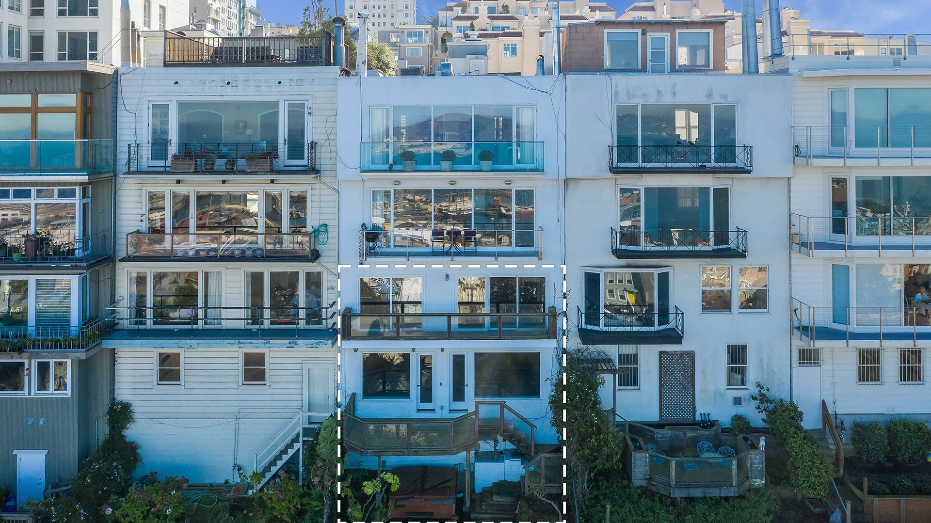 San Francisco Heaven - 1034 Chestnut Street