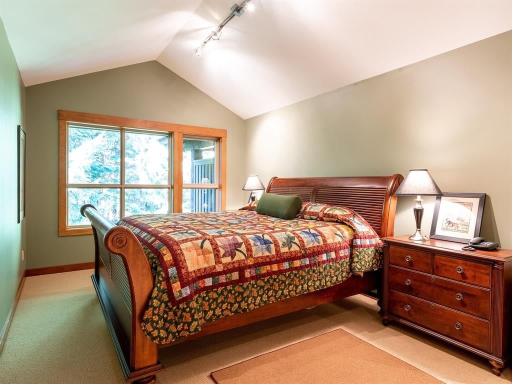 1-4668 Blackcomb Wy