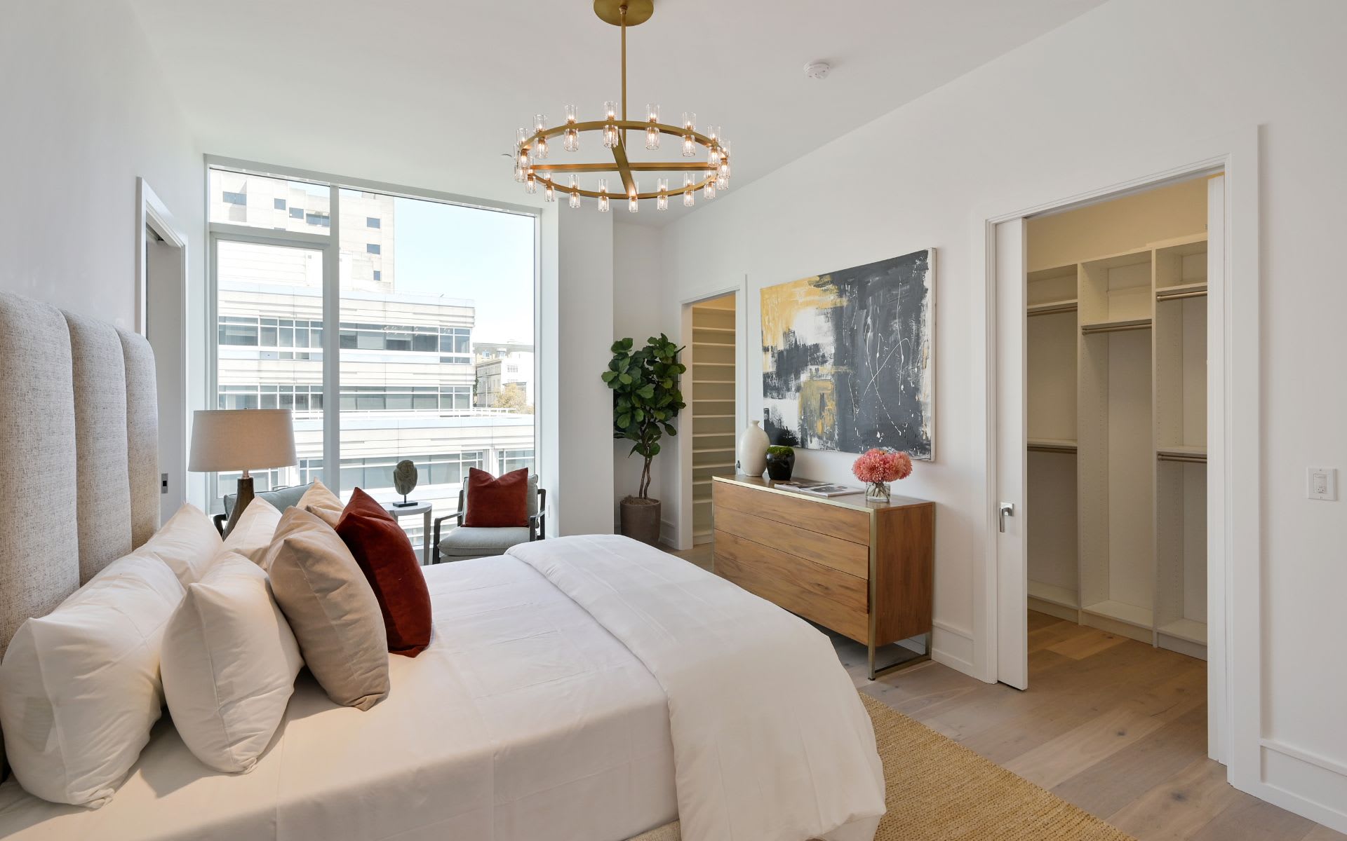 2121 Webster St #501