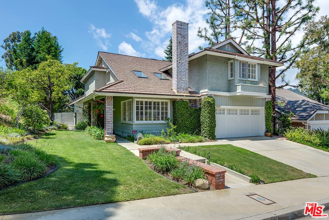 1822 Michael Ln