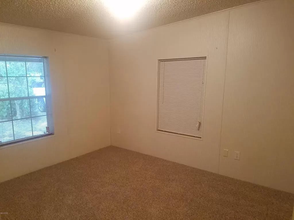 10711 VICKERY