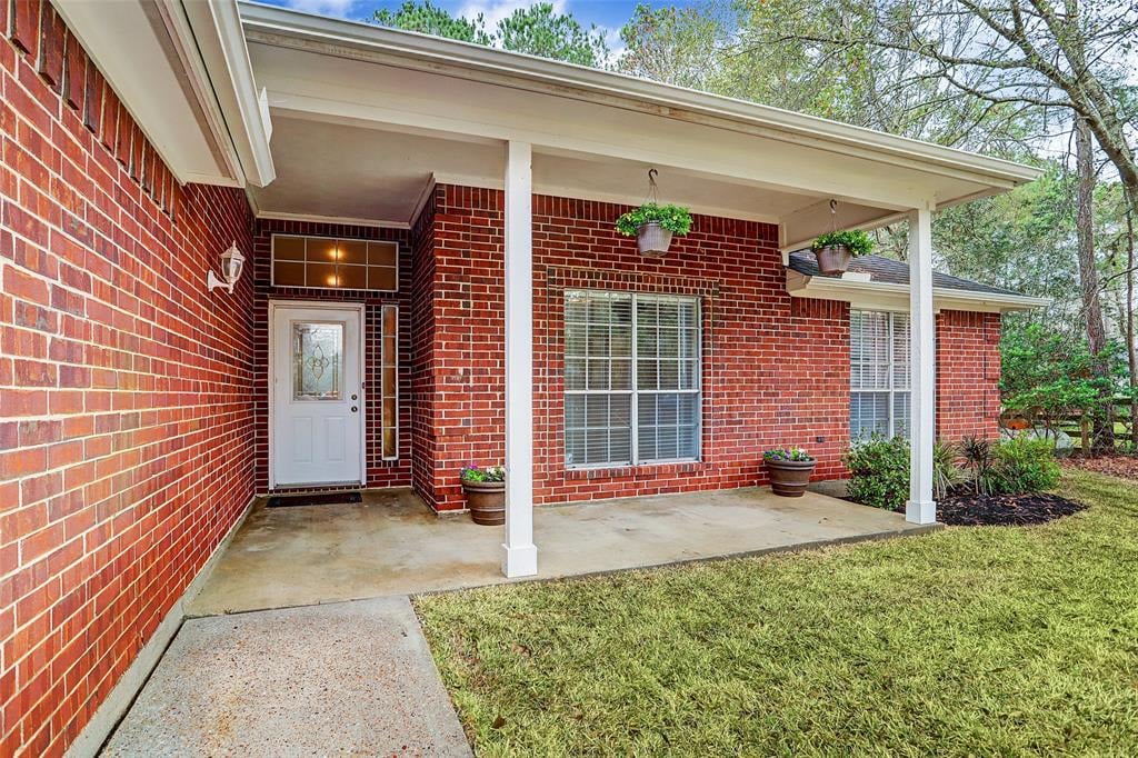 6310 PALMER COURT