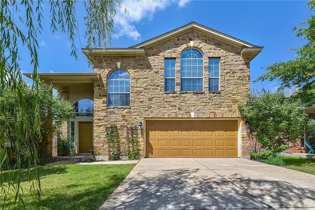 14904 Mistletoe Heights Dr