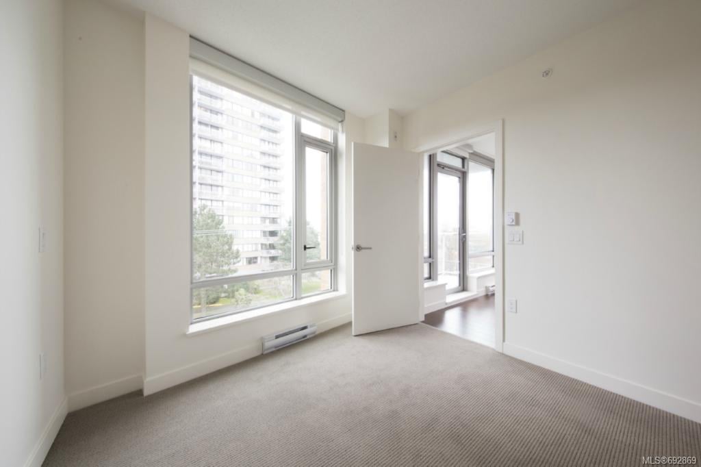502-646 Michigan St