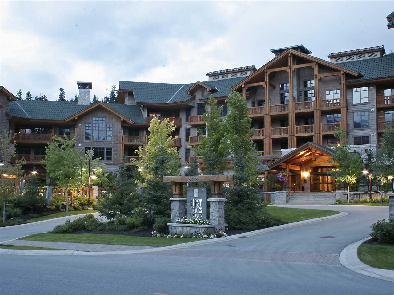 203-2202 Gondola Wy
