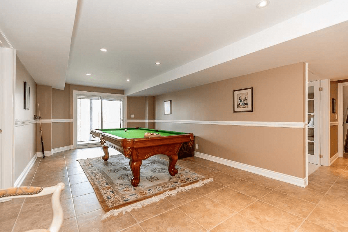 159 Ivy Jay Cres N