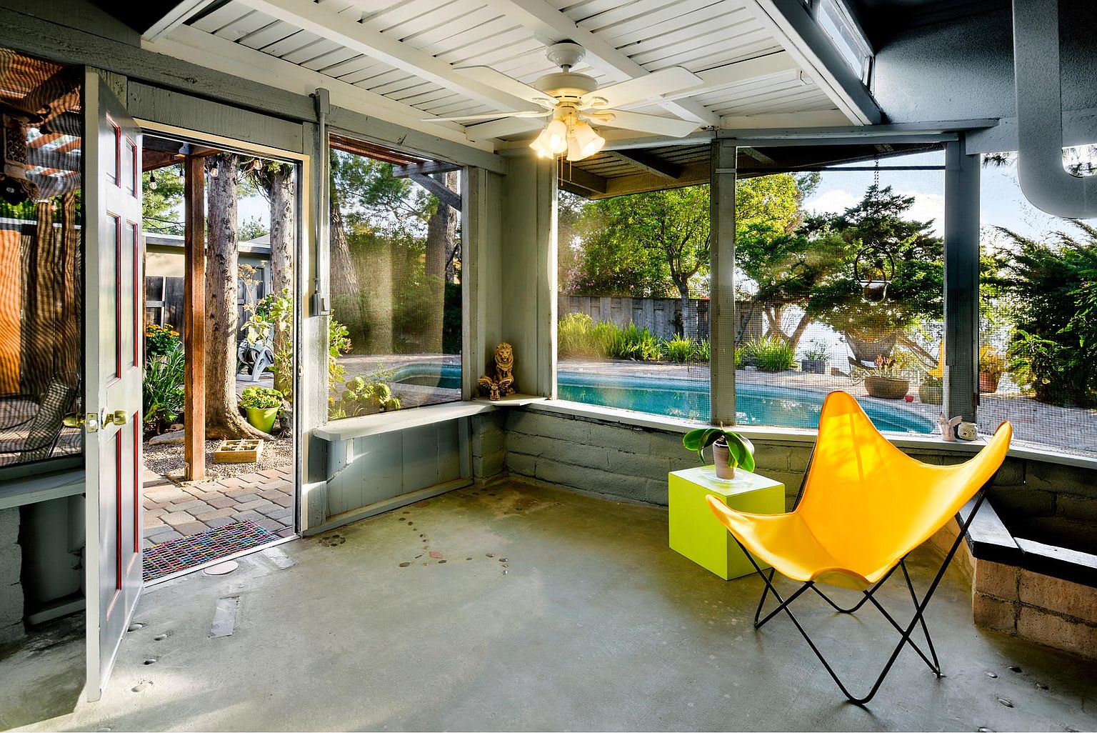 6211 Gyral Dr