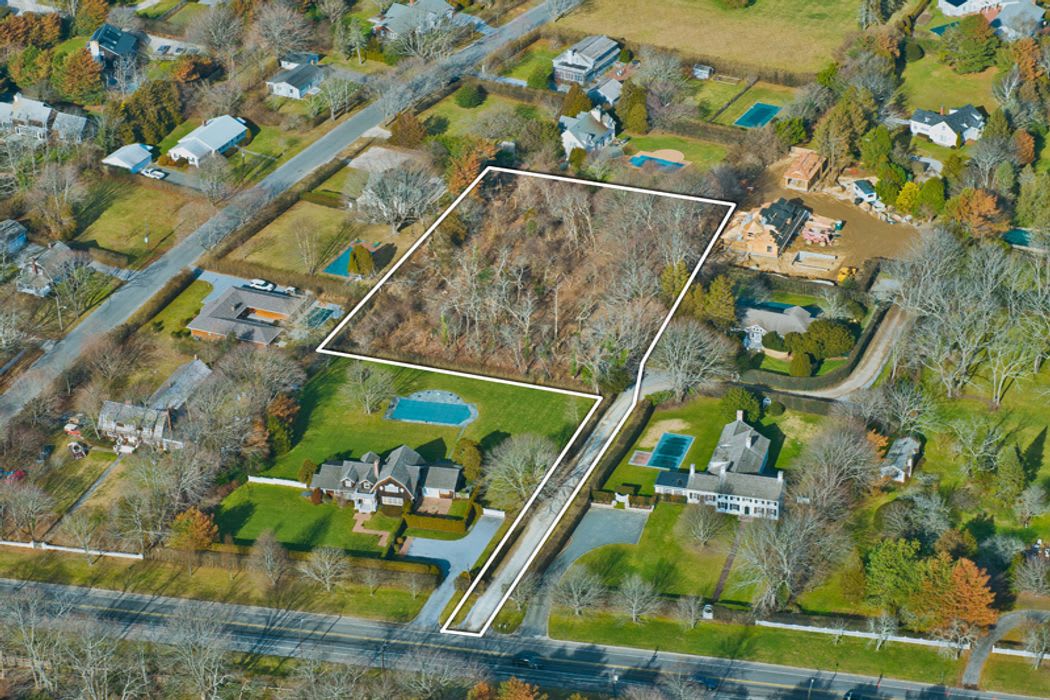 Prime Acreage in Southampton Village