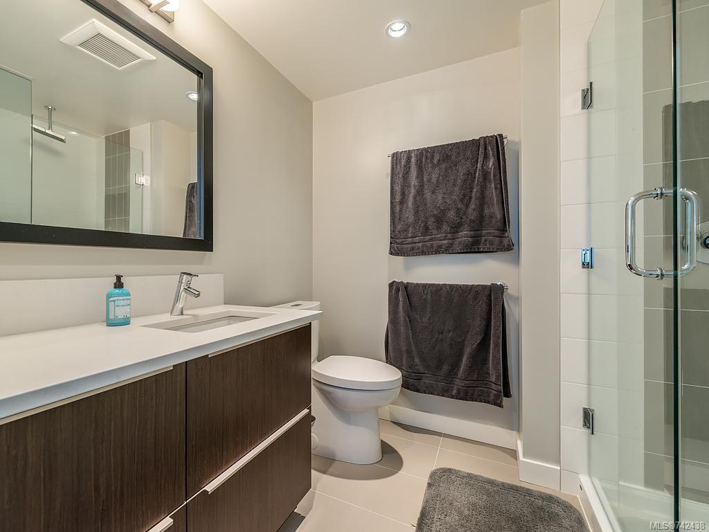 507-646 Michigan St
