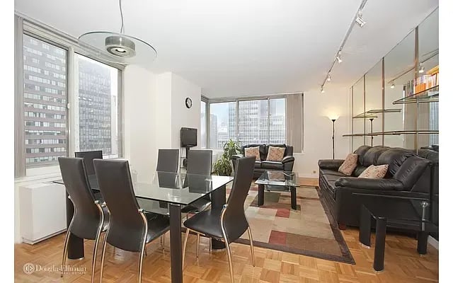 145 East 48th Street Unit: 21F