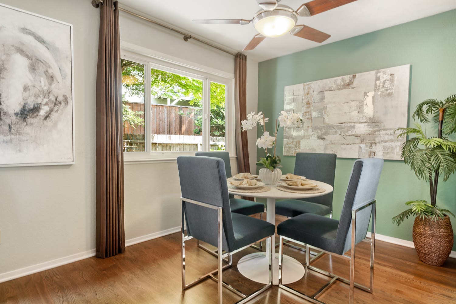 157 Acorn Dr
