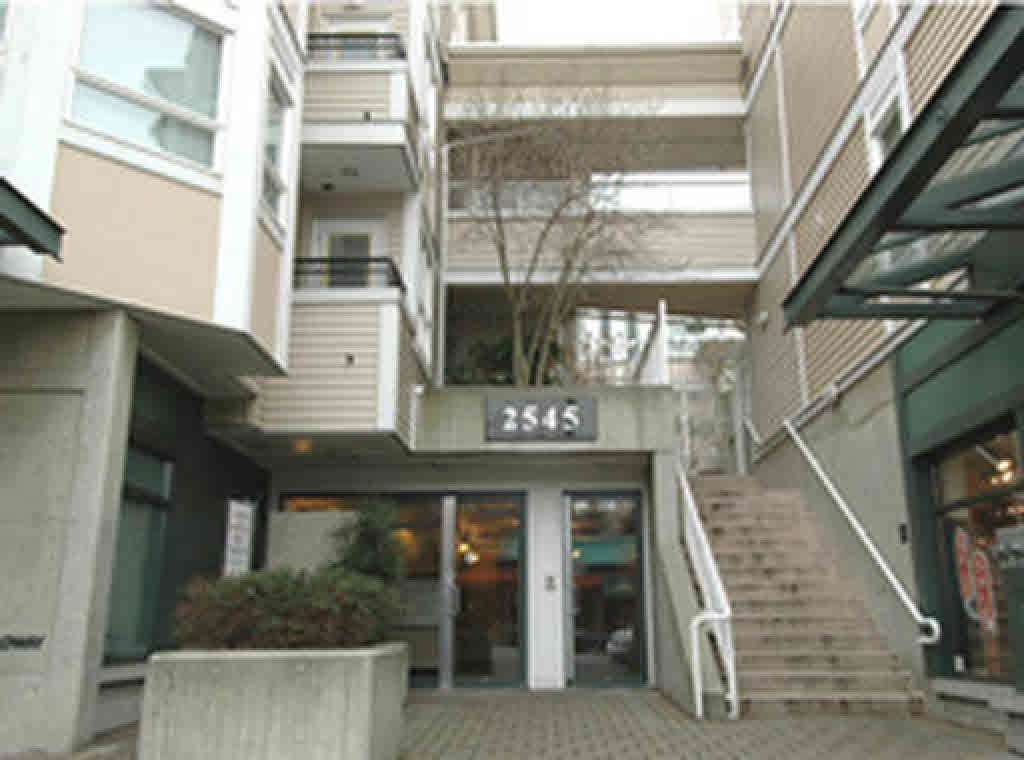 307-2545 W Broadway