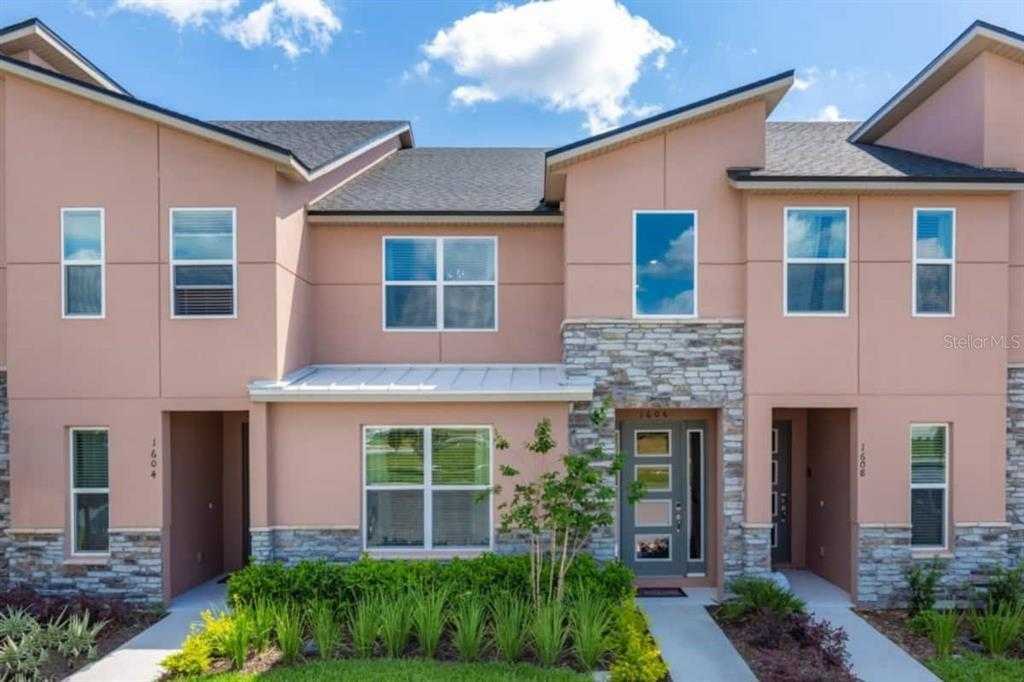 1606 CAREY PALM CIRCLE