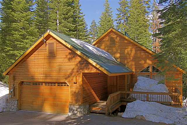12885 Ski Slope Way