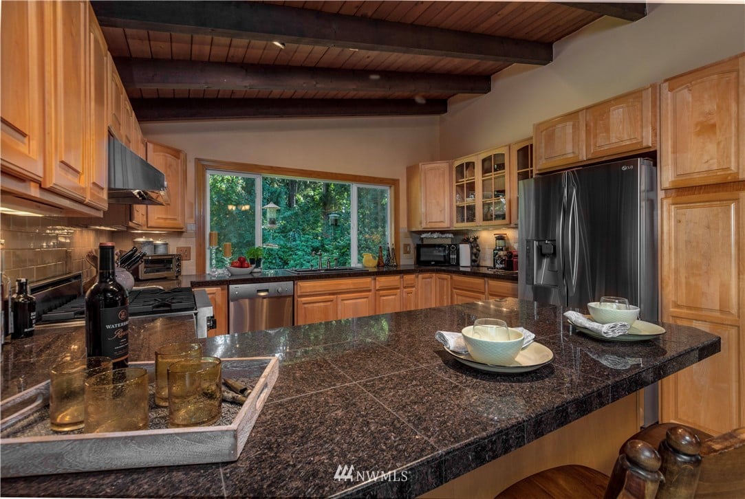 4912 92nd St