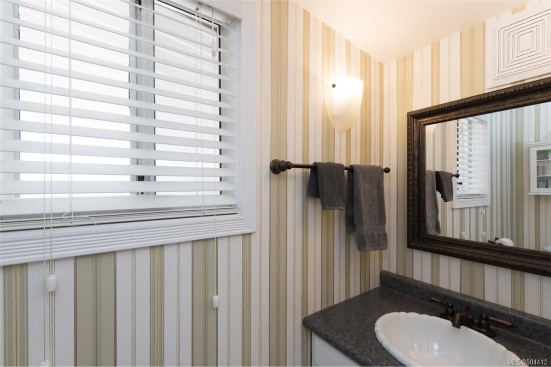 43-7583 Central Saanich Rd