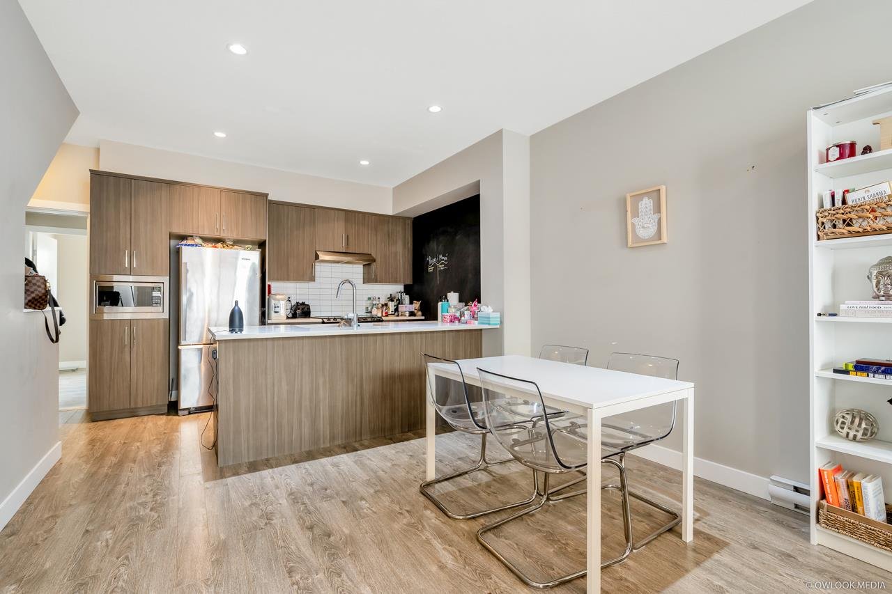 42-15588 32 Ave