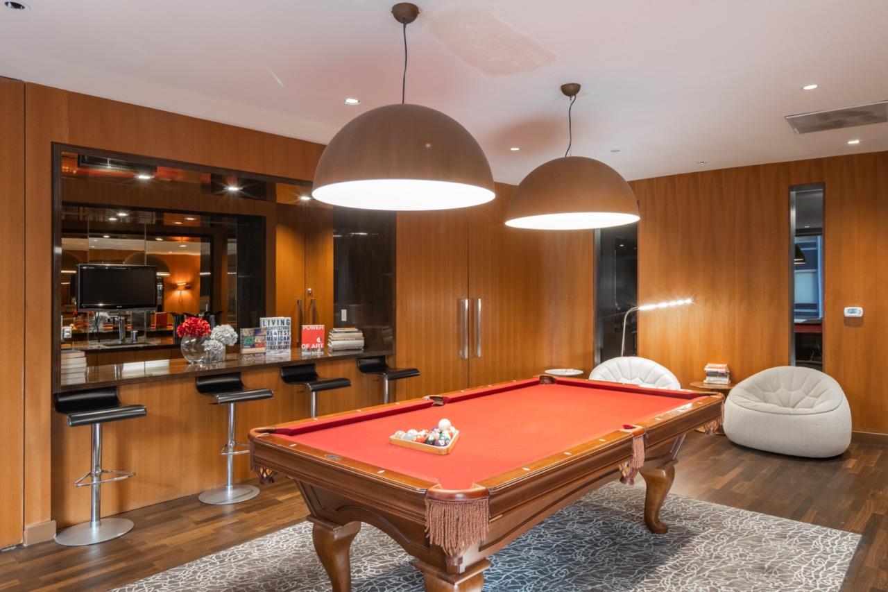 75 Wall Street, Apt 19-R