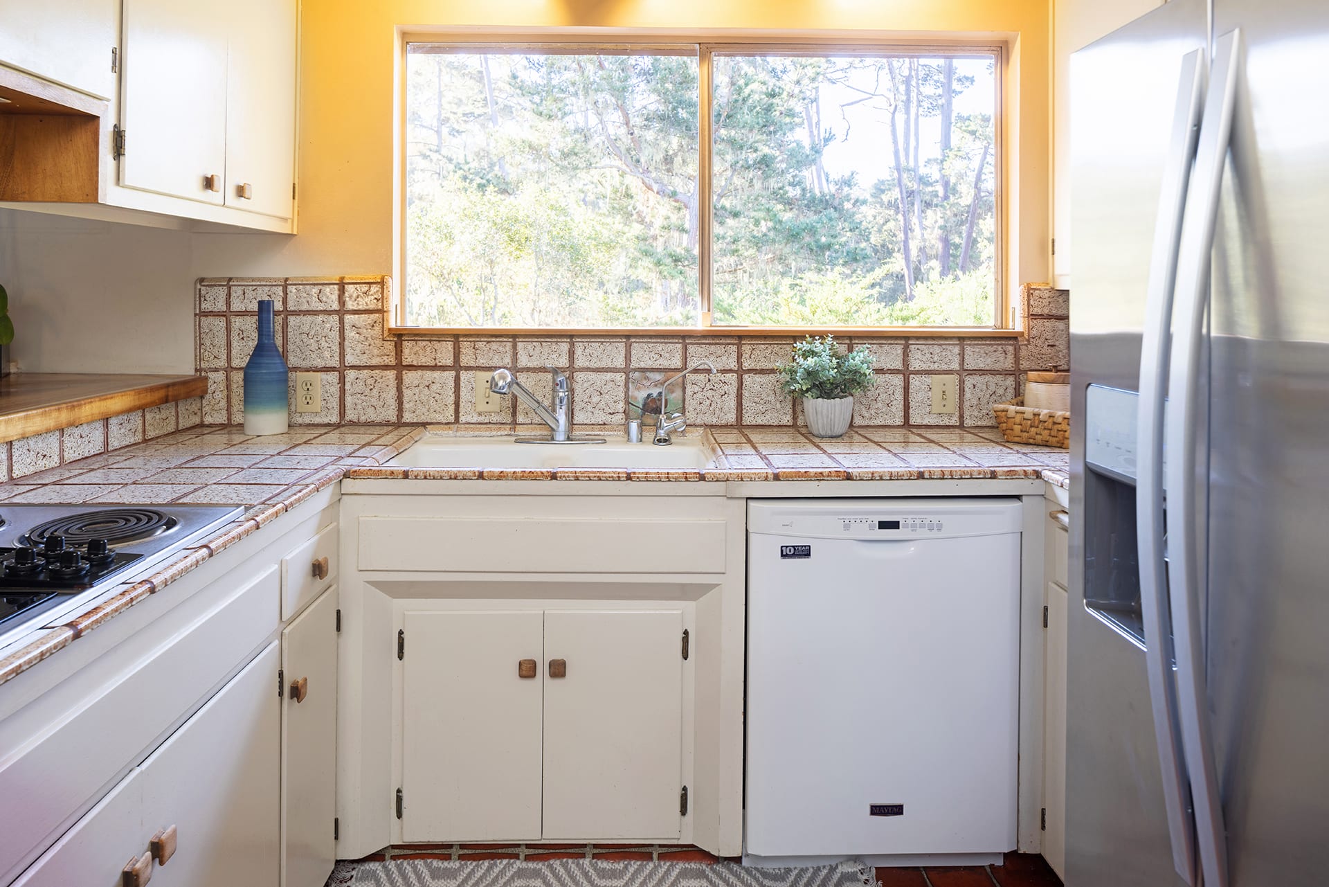 Pebble Beach Haven - 1122 Sawmill Gulch