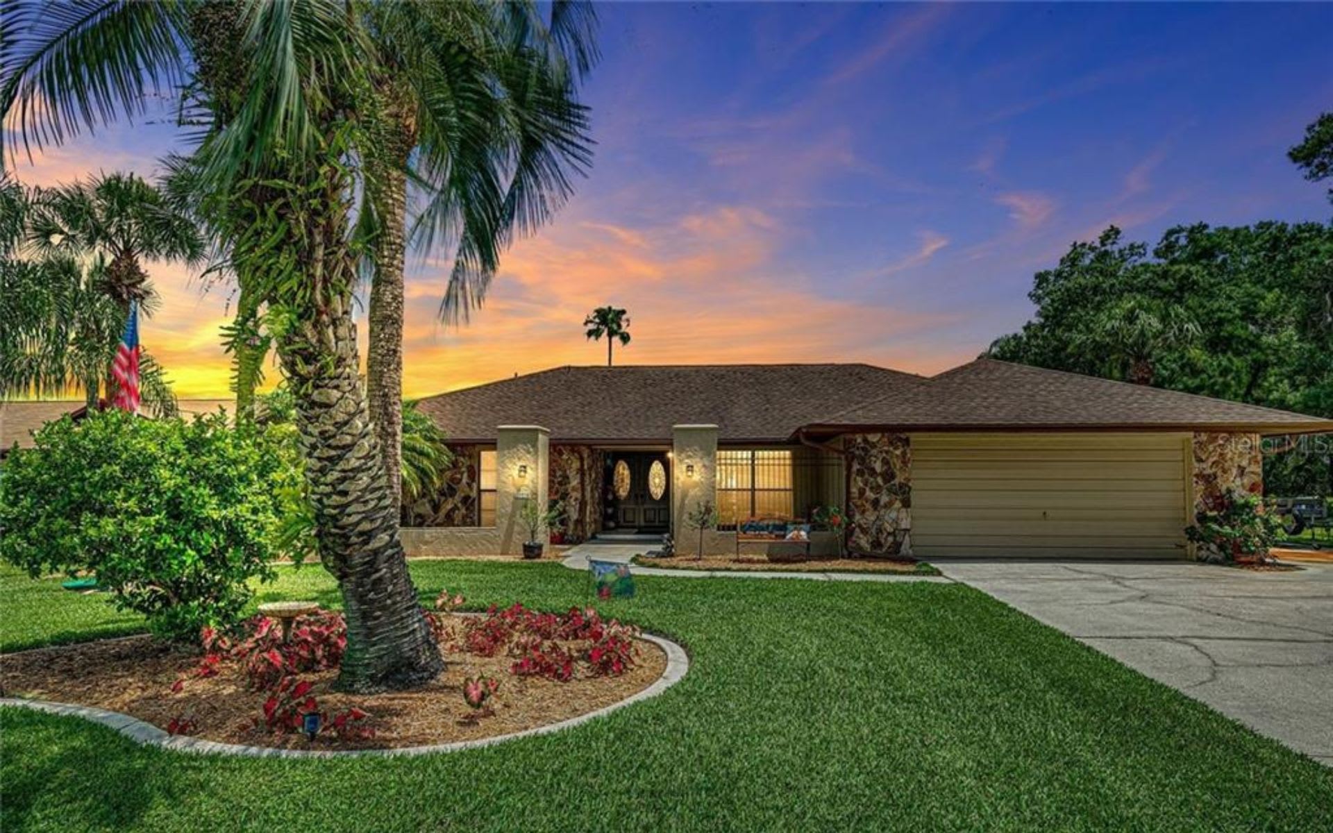 22514 SHORESIDE DR